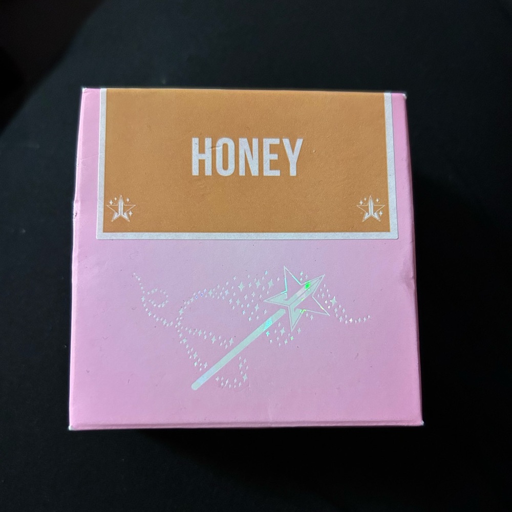 Jeffree Star Honey Setting Powder NWT